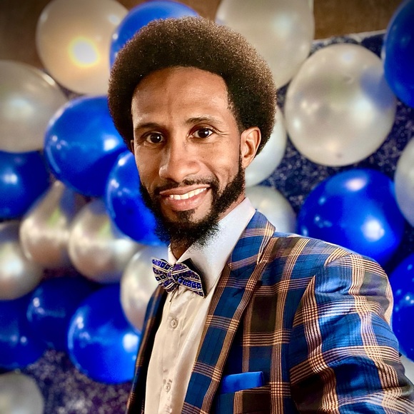 Meet your Posher, Simon - Picture 1 of 1